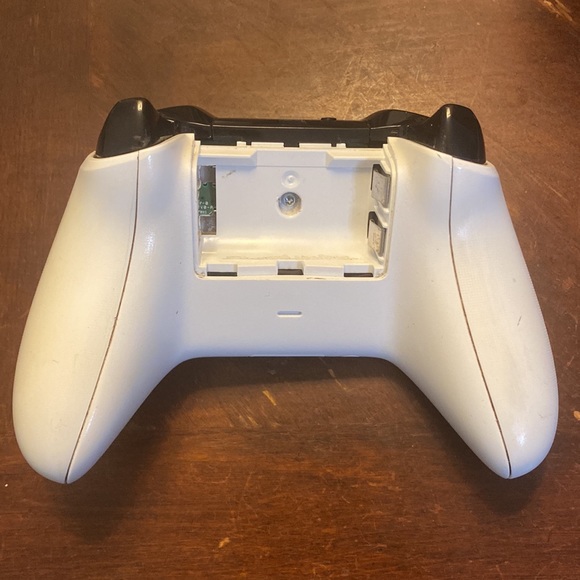 used Xbox one controller Video Games & Consoles Used White Xbox One